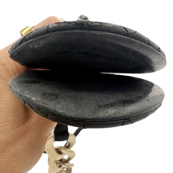 Chanel CC Logo Gold Chain Thong Sandals Black Quilted Leather EU 38.5 US 7.5-8 - Picture 7 of 11